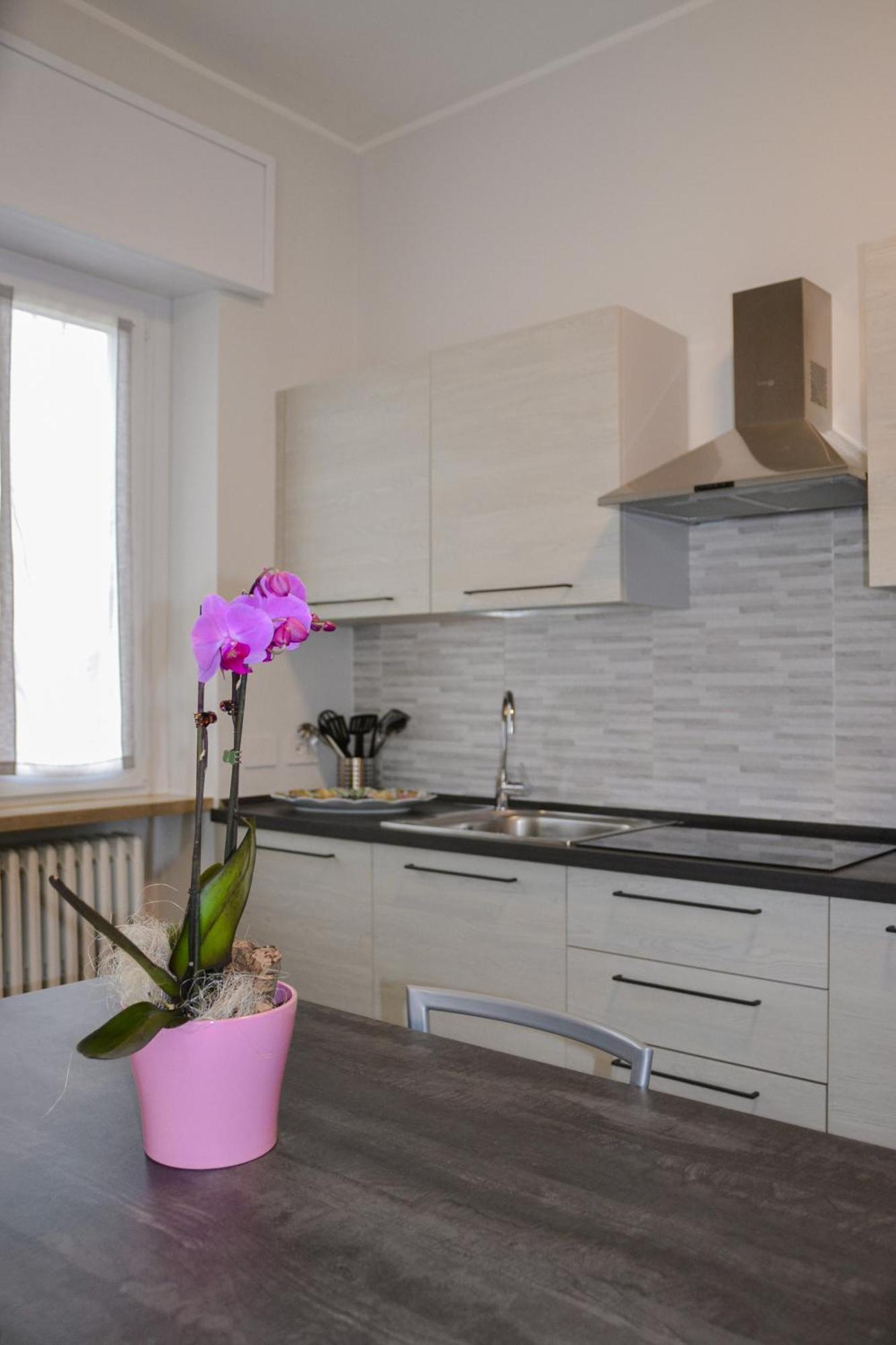 Via Brennero 5 Apartments Pastrengo Ngoại thất bức ảnh